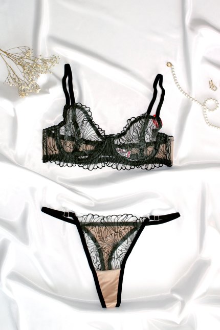 Siyah Balenli Dantelli Transparan İç Çamaşırı Takımı