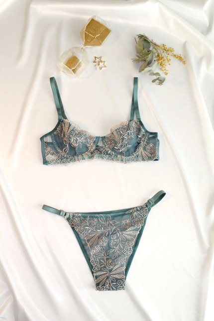 Yeşil Balenli Dantelli Transparan İç Çamaşırı Takımı